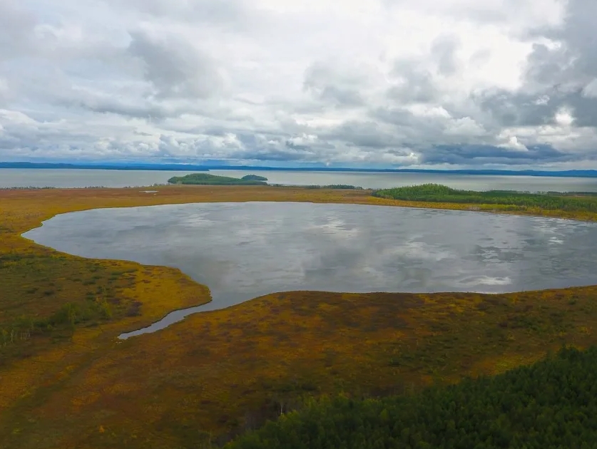 Фотография к новости Чукчагирское озеро (Хабаровск) идеально для гидроциклов