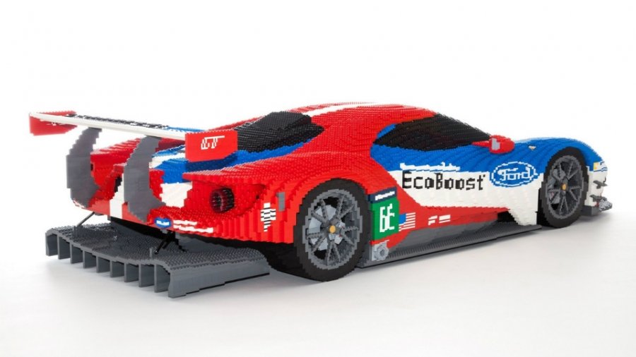 Фотография к новости Ford построил суперкар из Lego в честь возвращения в «Ле-Ман»